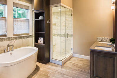 Larged Furnished Bathroom in Luxury Home